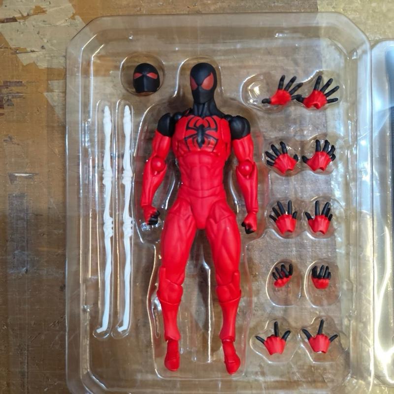 Mess Toys Action Figure Scarlet Neighbor Spiderman Red Color - Ready Stock
