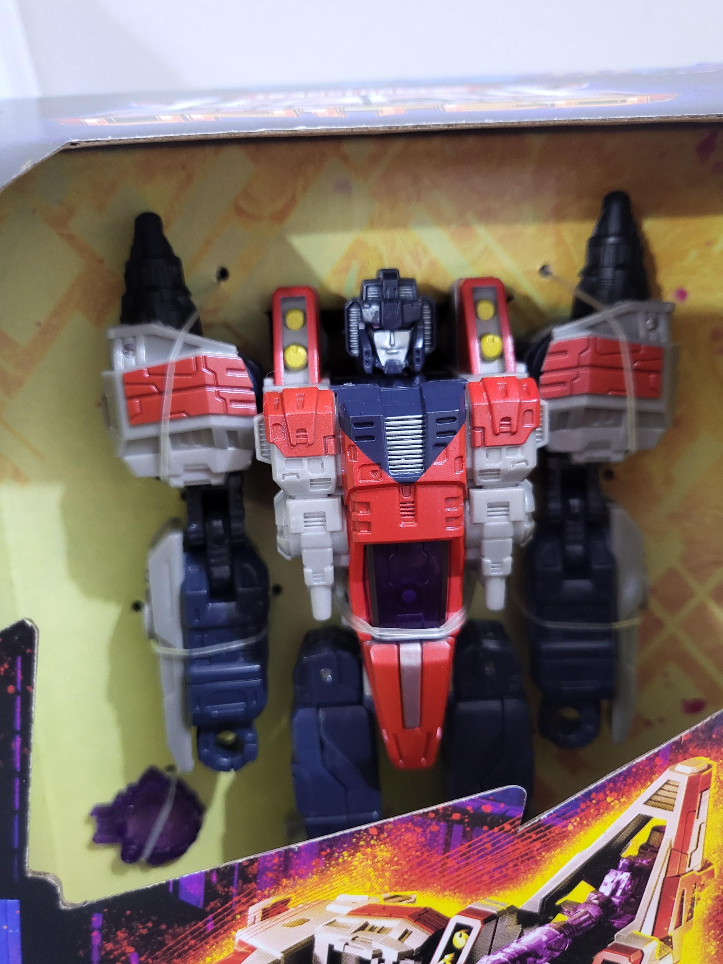Hasbro Transformers Legacy United Cybertron Universe Starscream - Ready Stock