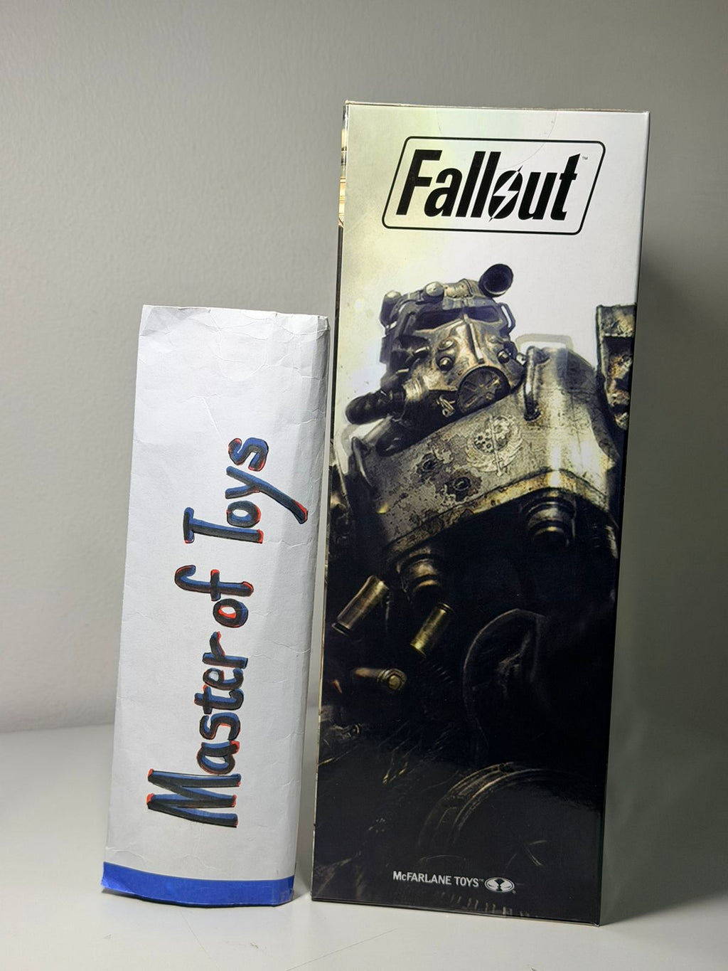 McFarlane Fallout T-60 Vault Tec & Sole Survivor - Ready Stock