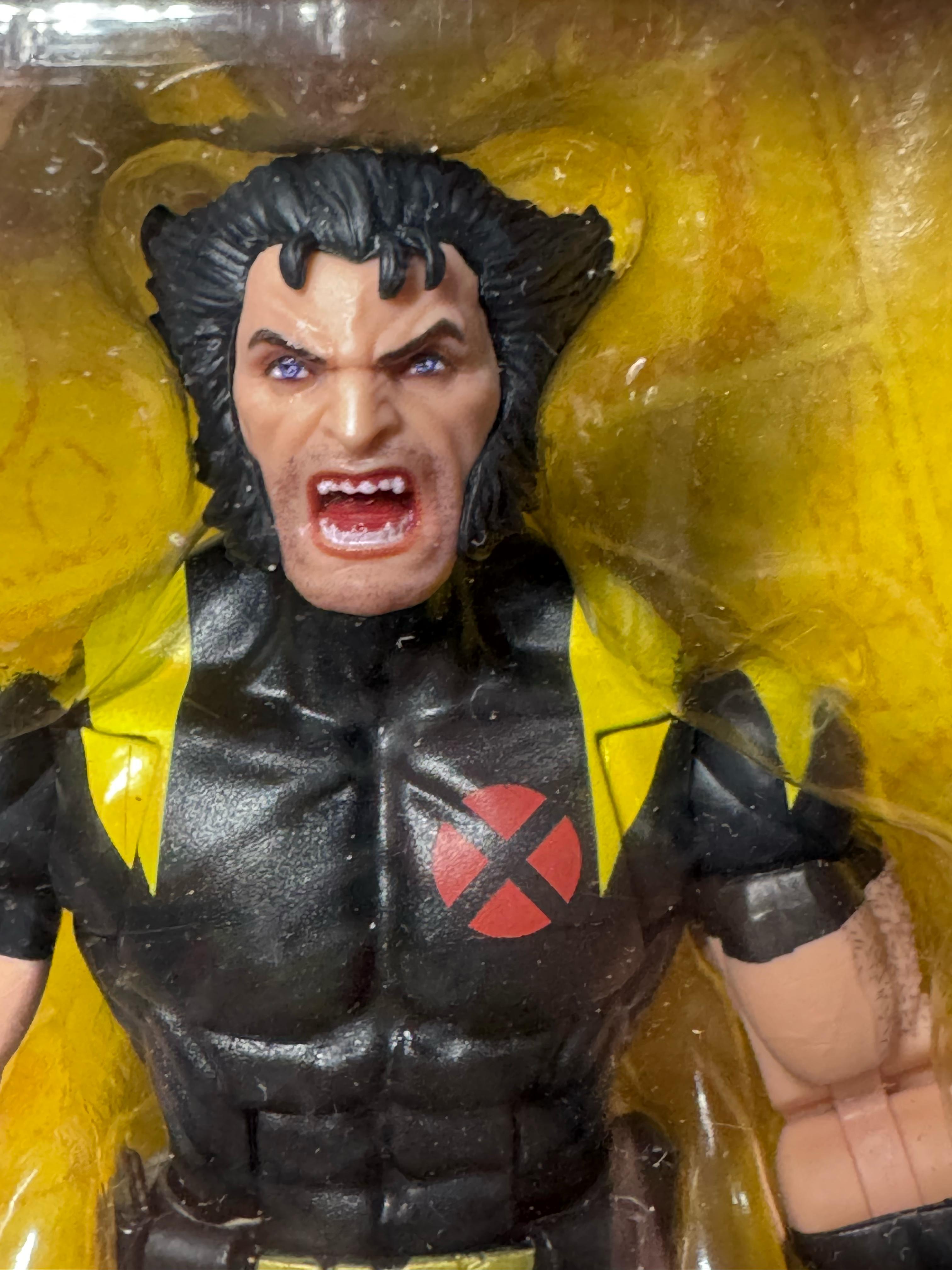 Hasbro Marvel Legends X-Men Wolverine black - Ready Stock