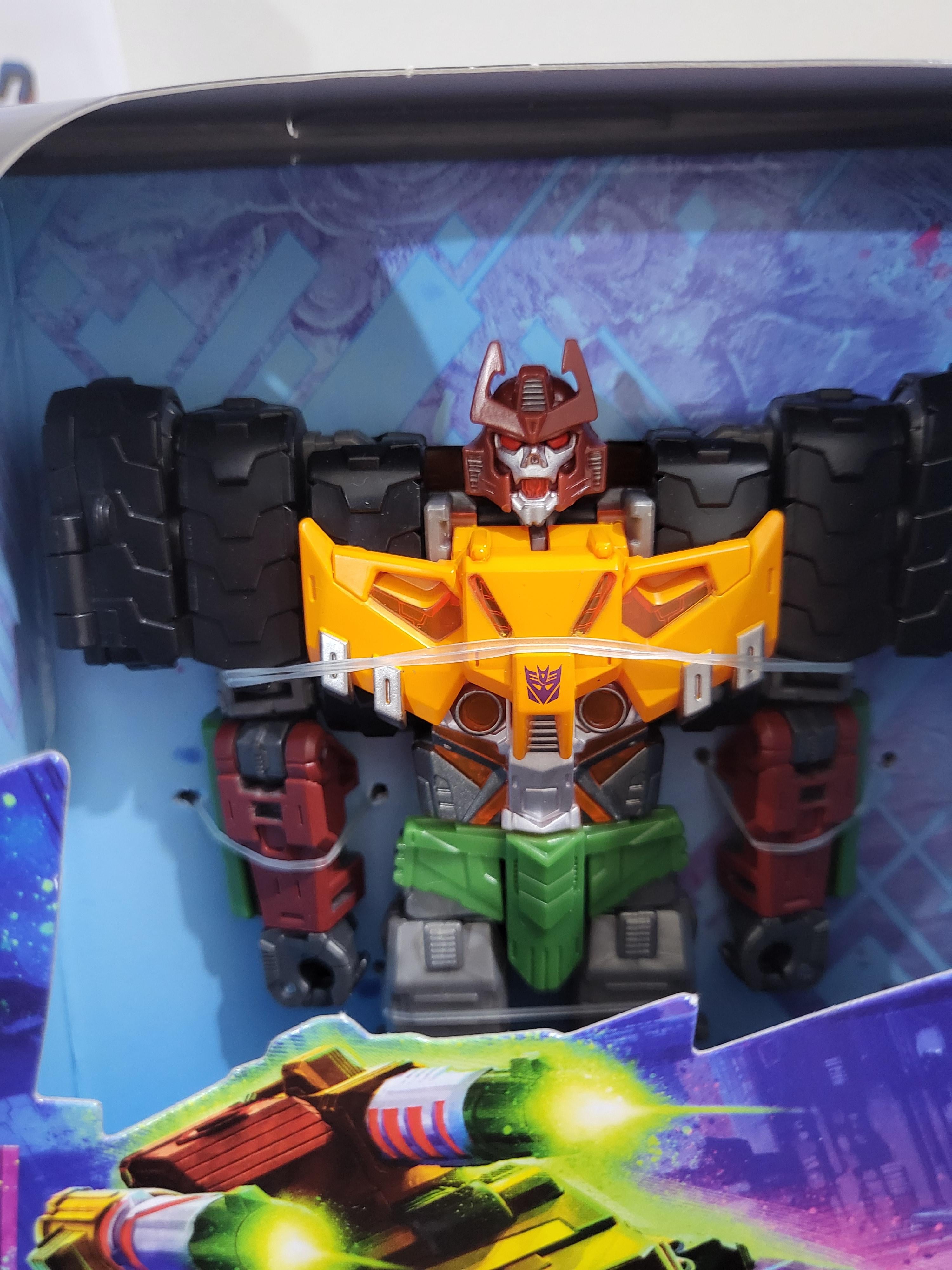 Hasbro Transformers Legacy Evolution Comic Universe Bluegeon - Ready Stock