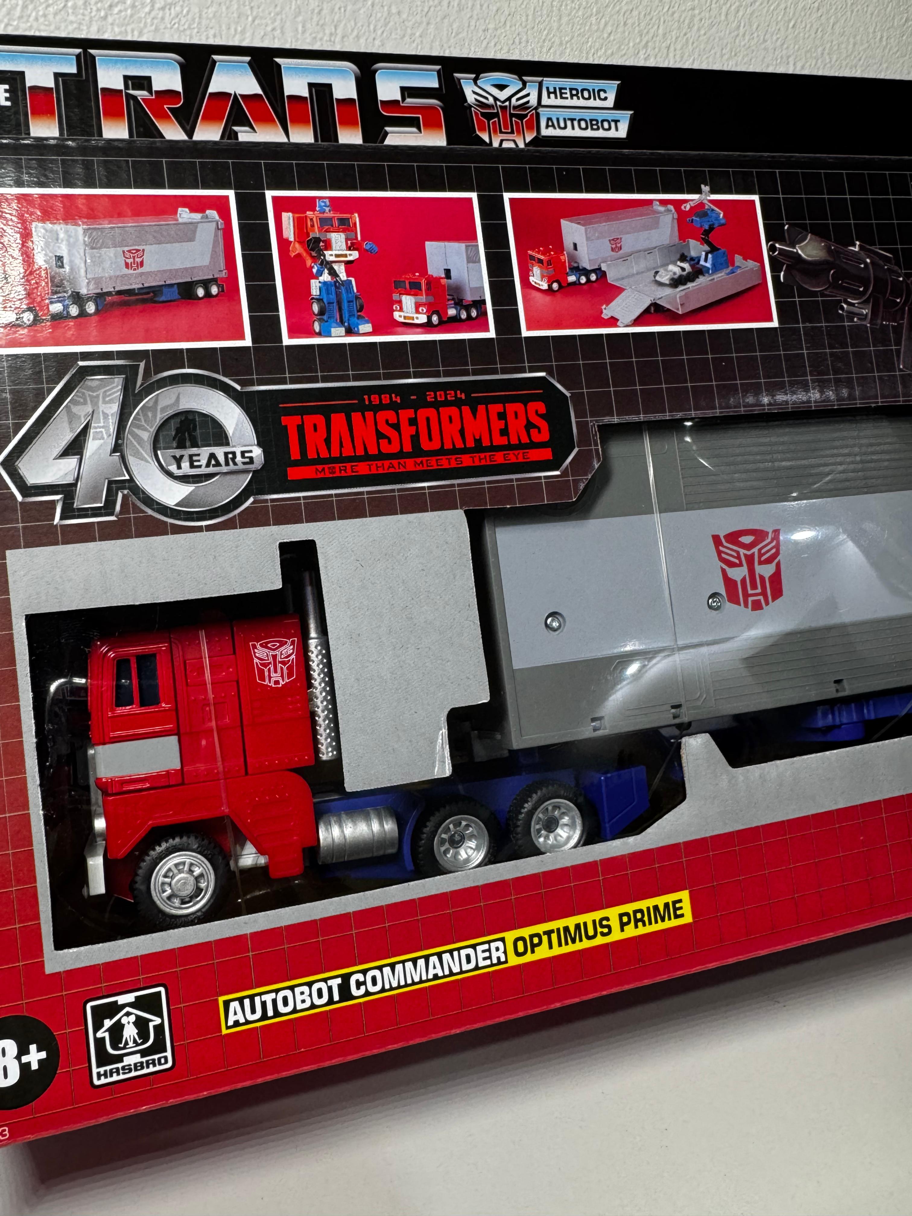 Hasbro Transformers Heroic Autobot More Than Meets The Eye Autobot Commander Optimus Prime 40th - Ready Stock