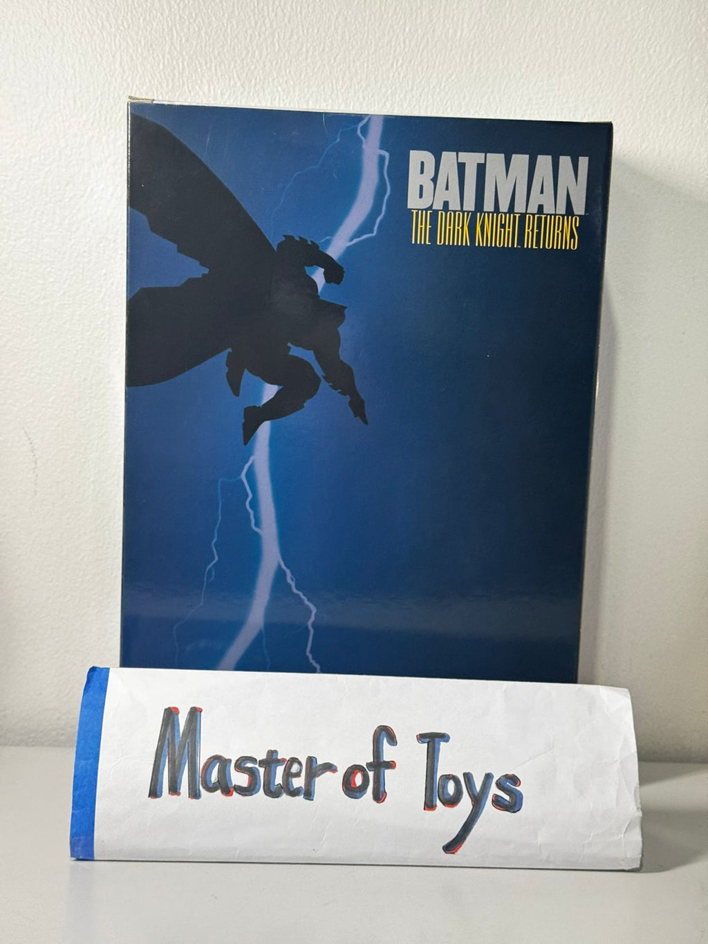 McFarlane Cover Recreations Batman (The Dark Knight Returns) Gold Label - Ready Stock