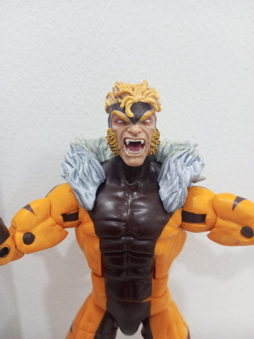 Hasbro Marvel Legends X-Men Sabretooth Only No Box - Ready Stock