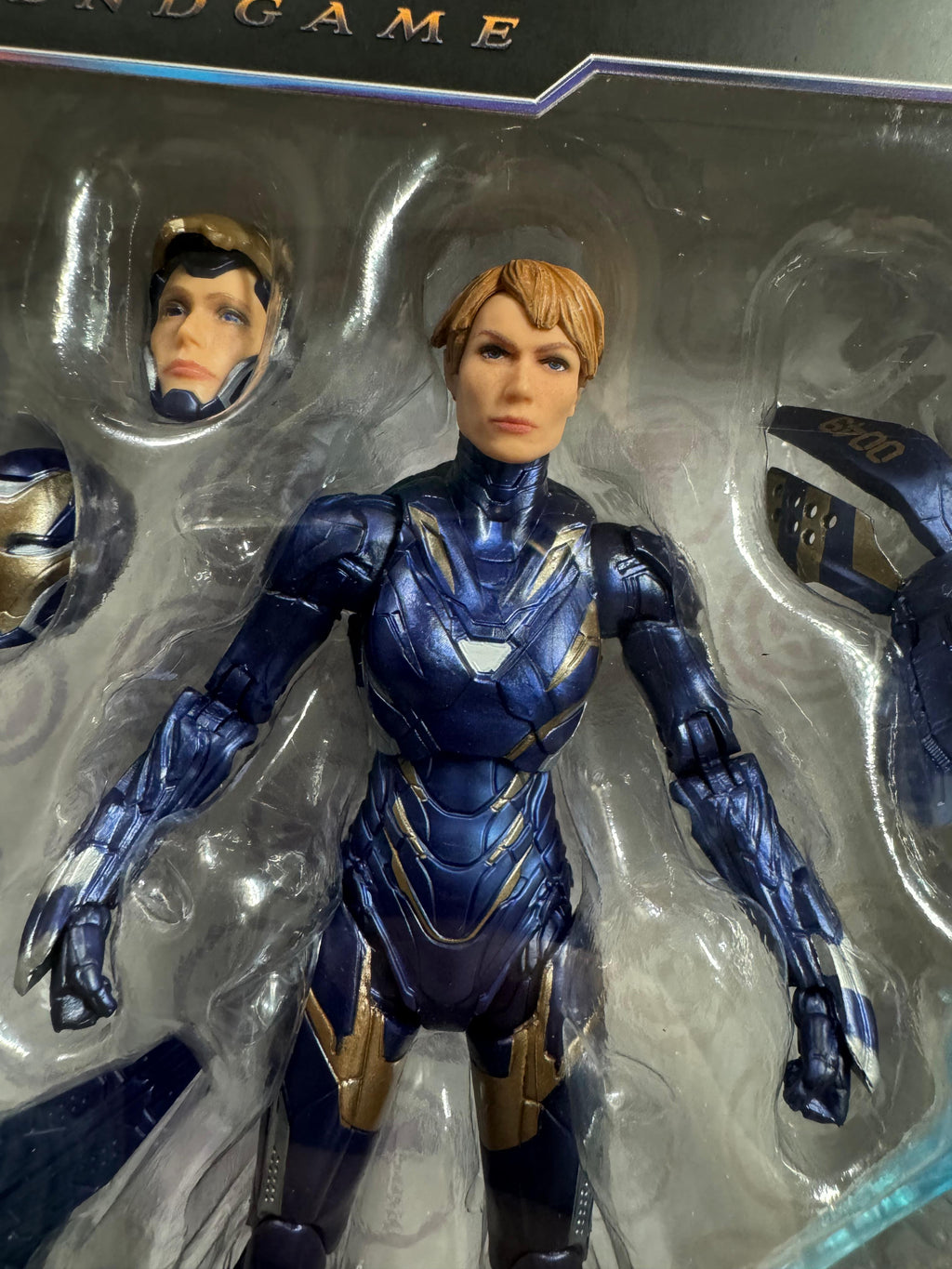 Hasbro Marvel Legends Series Marvel Studios Avenger End Game Captain Marvel & Rescue Armor - Ready Stock
