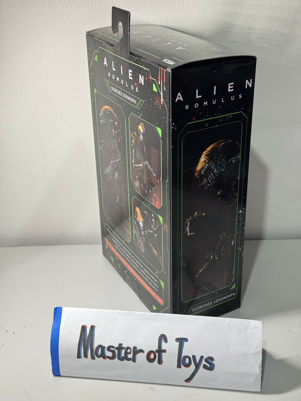 Neca Alien Romulus Scorched Xenomorph Figure - Ready Stock