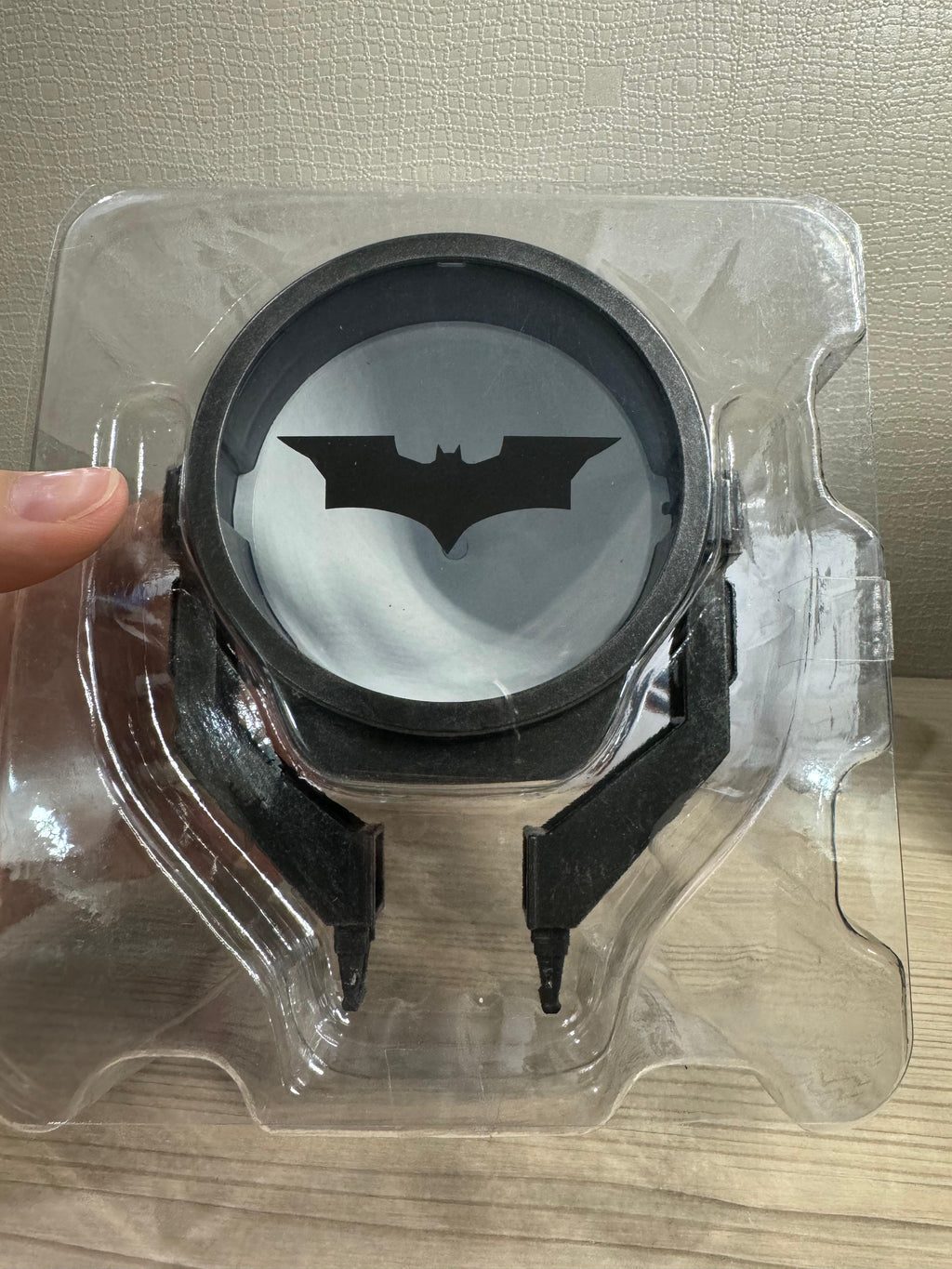 McFarlane DC Multiverse Batman Batsignal - Ready Stock