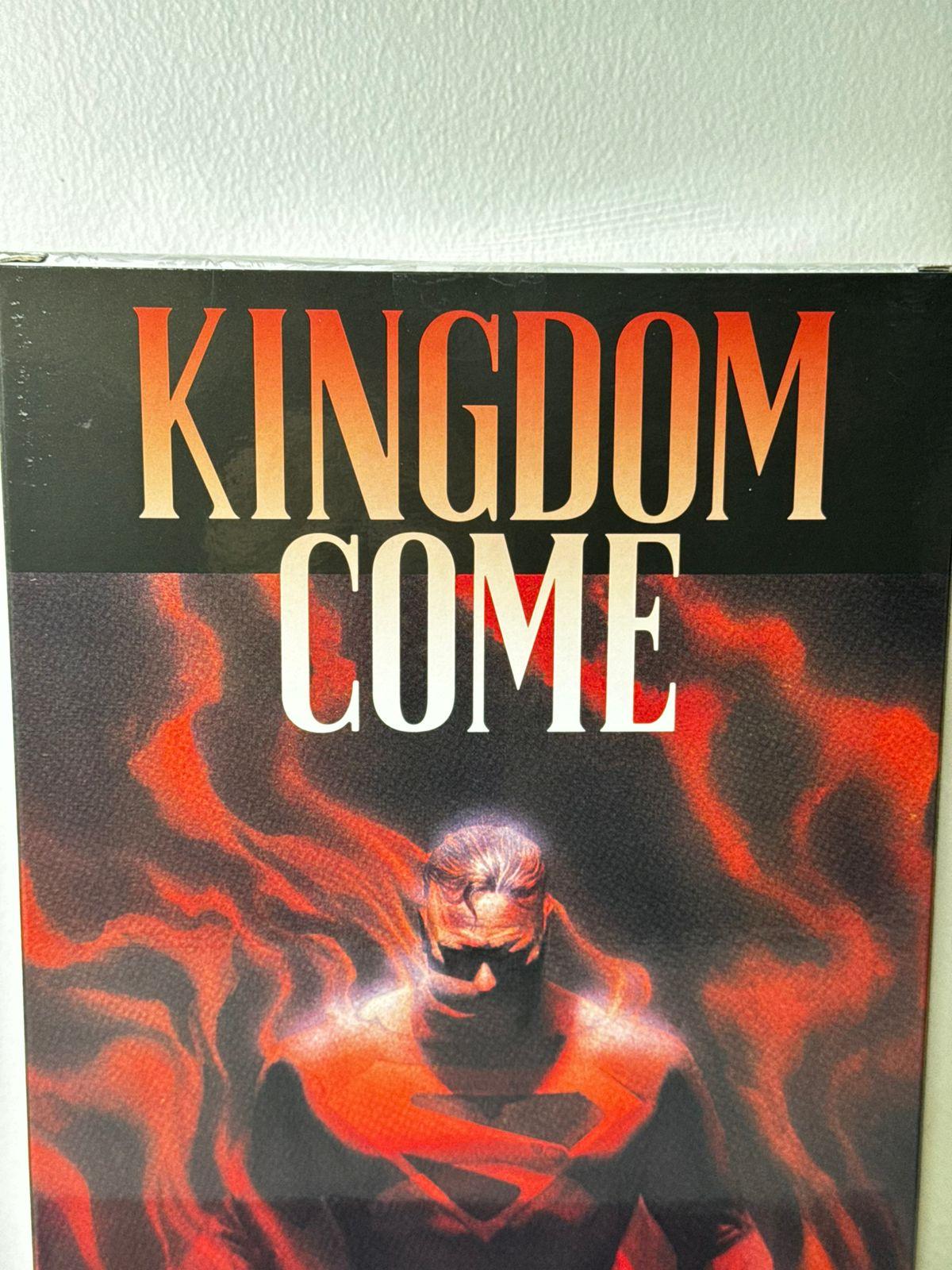 McFarlane Cover Recreations DC Multiverse Superman Kingdom Come Gold Label - Ready Stock