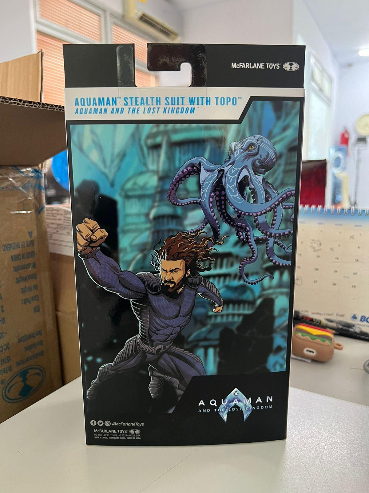 DC Multiverse Gold Label Aquaman Stealth Suit with Topo McFarlane