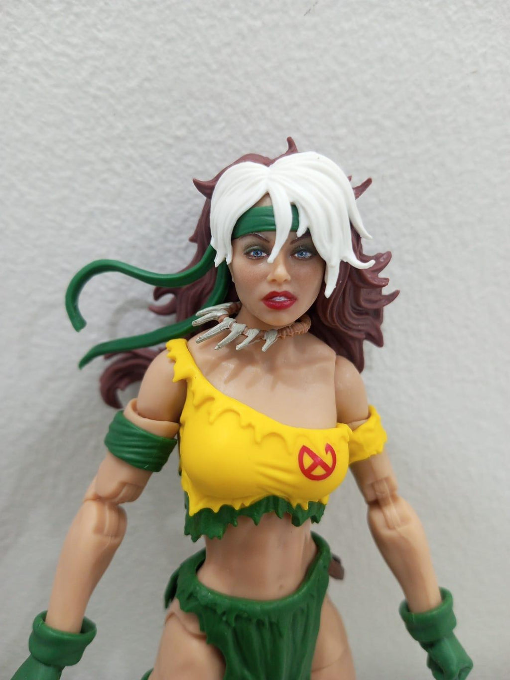 Hasbro Marvel Legends SNAP Marvel's Rogue from 3 packs - Ready Stock
