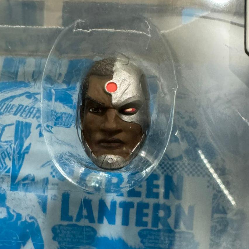 McFarlane DC Multiverse Wonder Woman Flashpoint CTB Cyborg - Ready Stock
