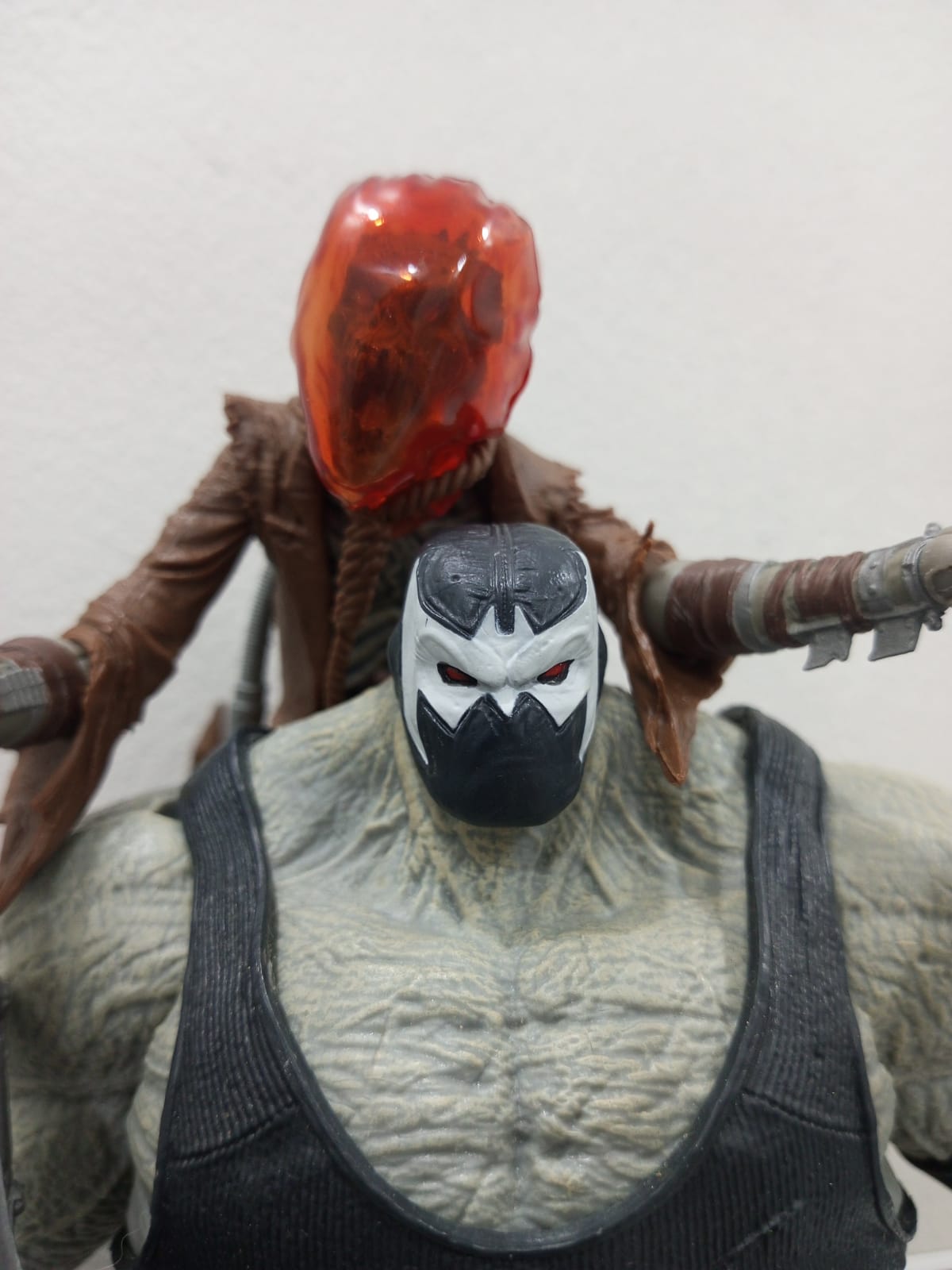 McFarlane DC Multiverse Bane + Scarecrow (Batman: Last Knight on Earth) Only No Box - Ready Stock