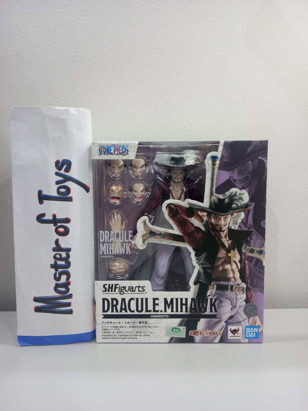 Bandai S.H.Figuarts One Piece Dracule Mihawk (Hawkeye) - Ready Stock