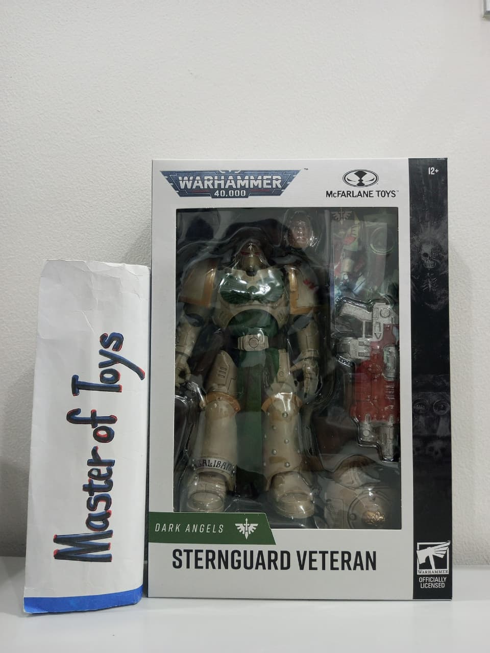 McFarlane Warhammer 40,000 Dark Angels Sternguard Veteran- Ready Stock