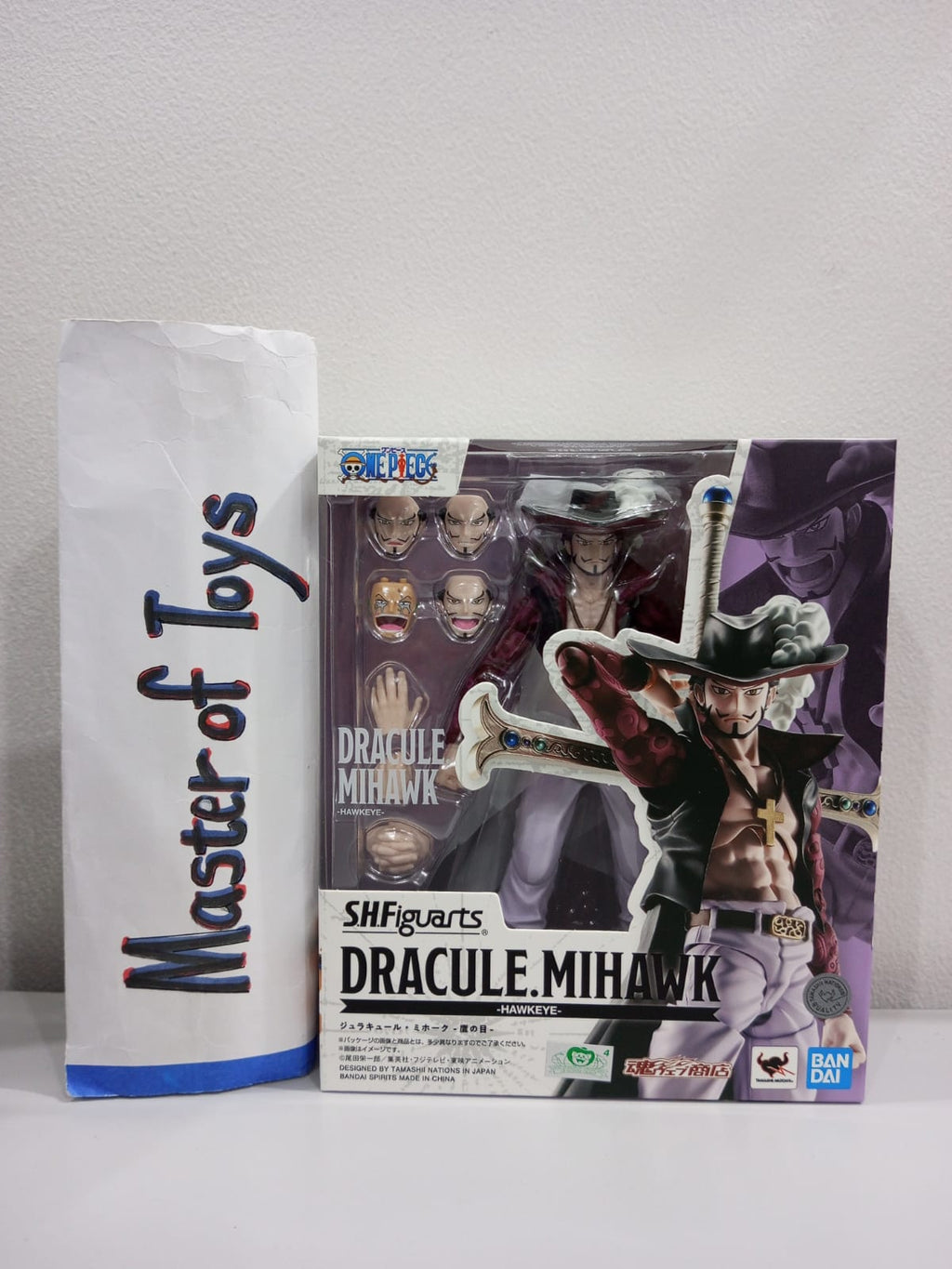 Bandai S.H.Figuarts One Piece Dracule Mihawk (Hawkeye) - Ready Stock