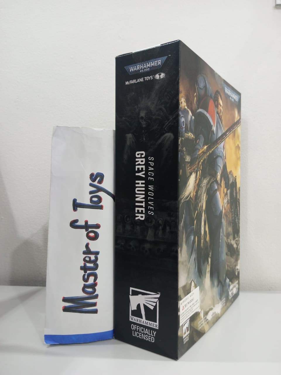 McFarlane Warhammer 40,000 Space Wolves Grey Hunter- Ready Stock