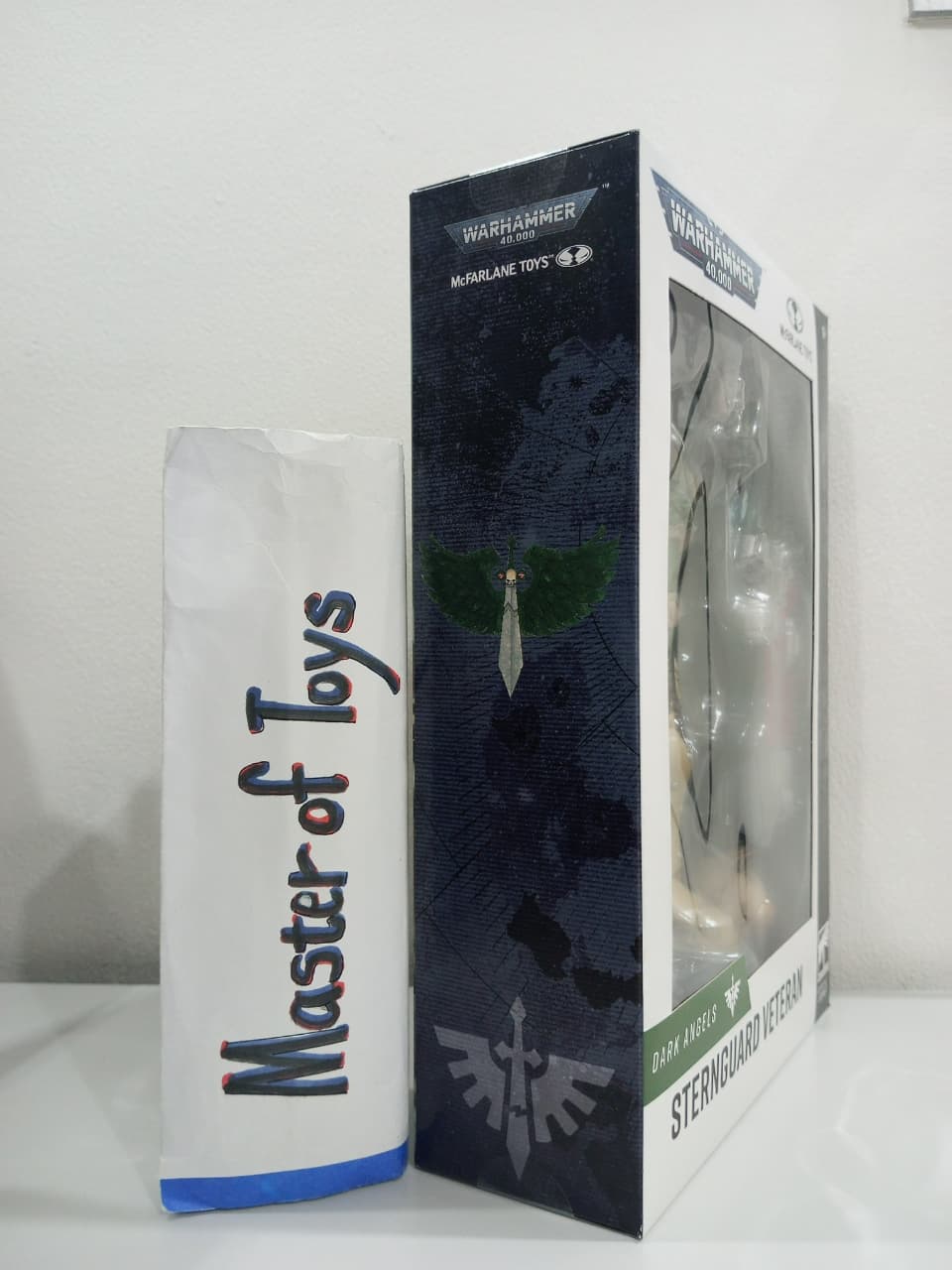 McFarlane Warhammer 40,000 Dark Angels Sternguard Veteran- Ready Stock