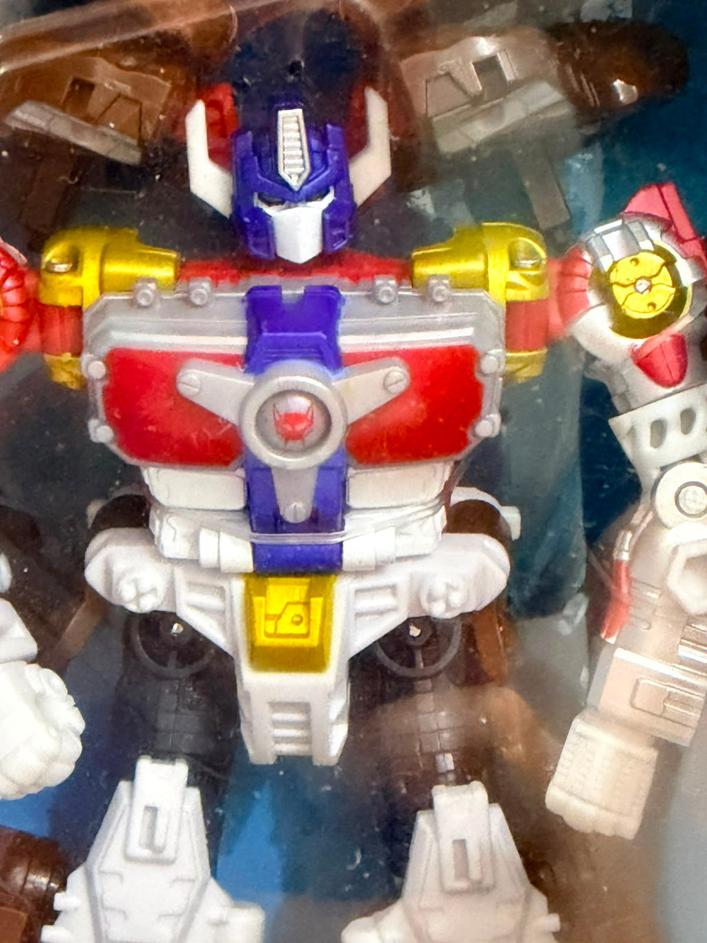 Hasbro Transformers Age The Primes Maximal Big Convoy- Ready Stock