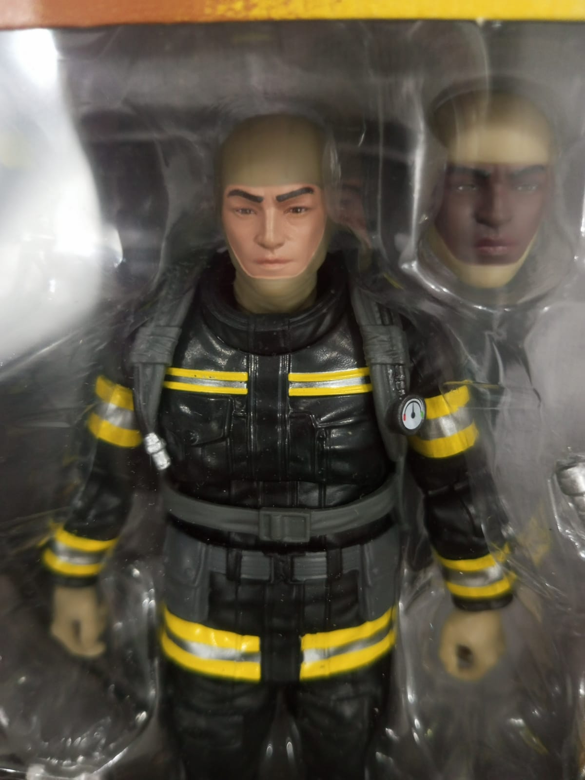 Hasbro G.I. joe Classified Series Legancy Collection Search & Rescue firefighter- Ready Stock