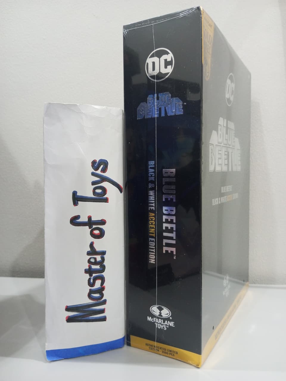 McFarlane DC Blue Beetle Black & White Accent Edition Gold Lebel  - Ready Stock