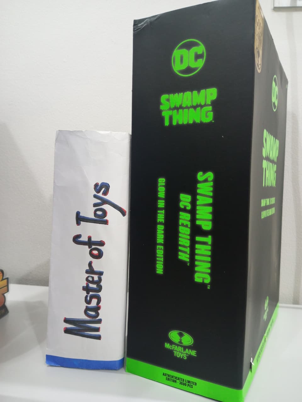 McFarlane DC Swamp Thing| DC Rebirth Glow In The Dark Edition Gold Label BIB- Ready Stock