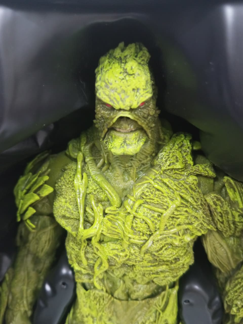 McFarlane DC Swamp Thing| DC Rebirth Glow In The Dark Edition Gold Label BIB- Ready Stock