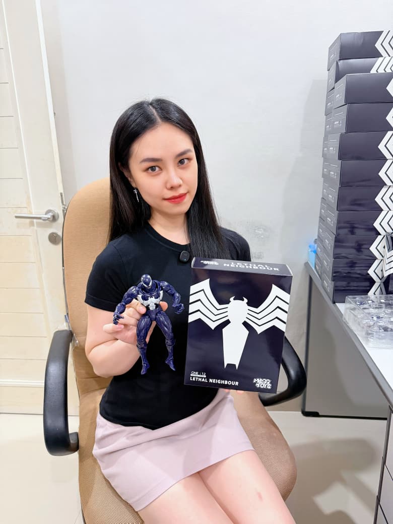 Mess Toys Action Figure Lethal Neighbour Venom - Ready Stock