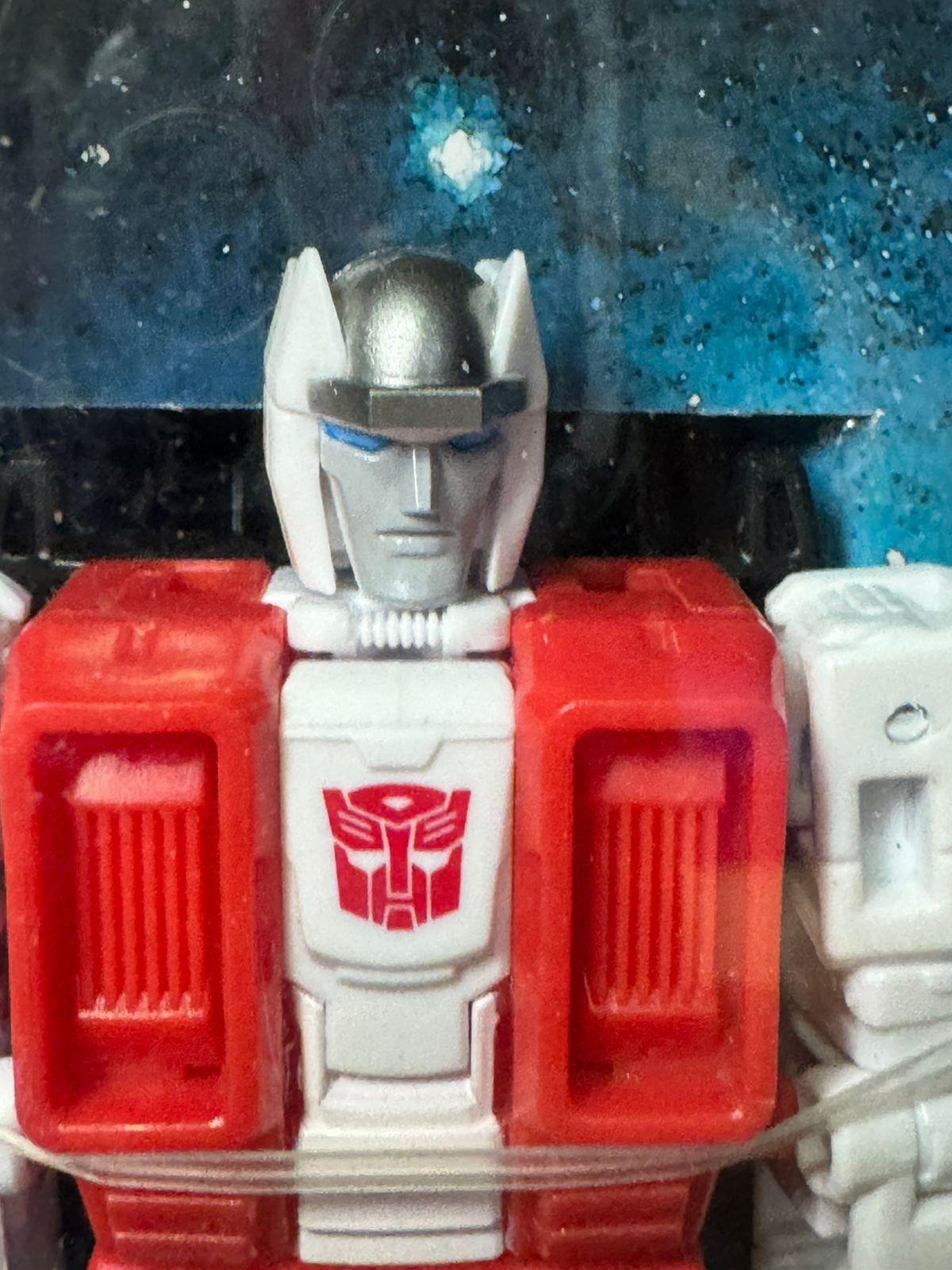 Hasbro Transformers Age of the Primes Aerialbot Air Raid - Ready Stock