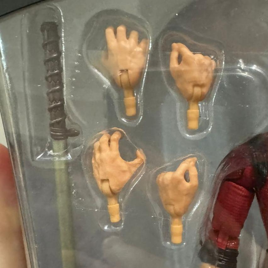 Hasbro Marvel Legends Series Marvel Shang-Chi And The Legend Of The Ten Rings Shang Chi With BAF - Ready Stock