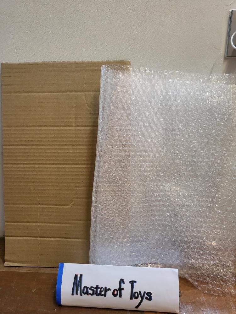 Master Of Toys Tambahan Bubblewrap Dan Kardus