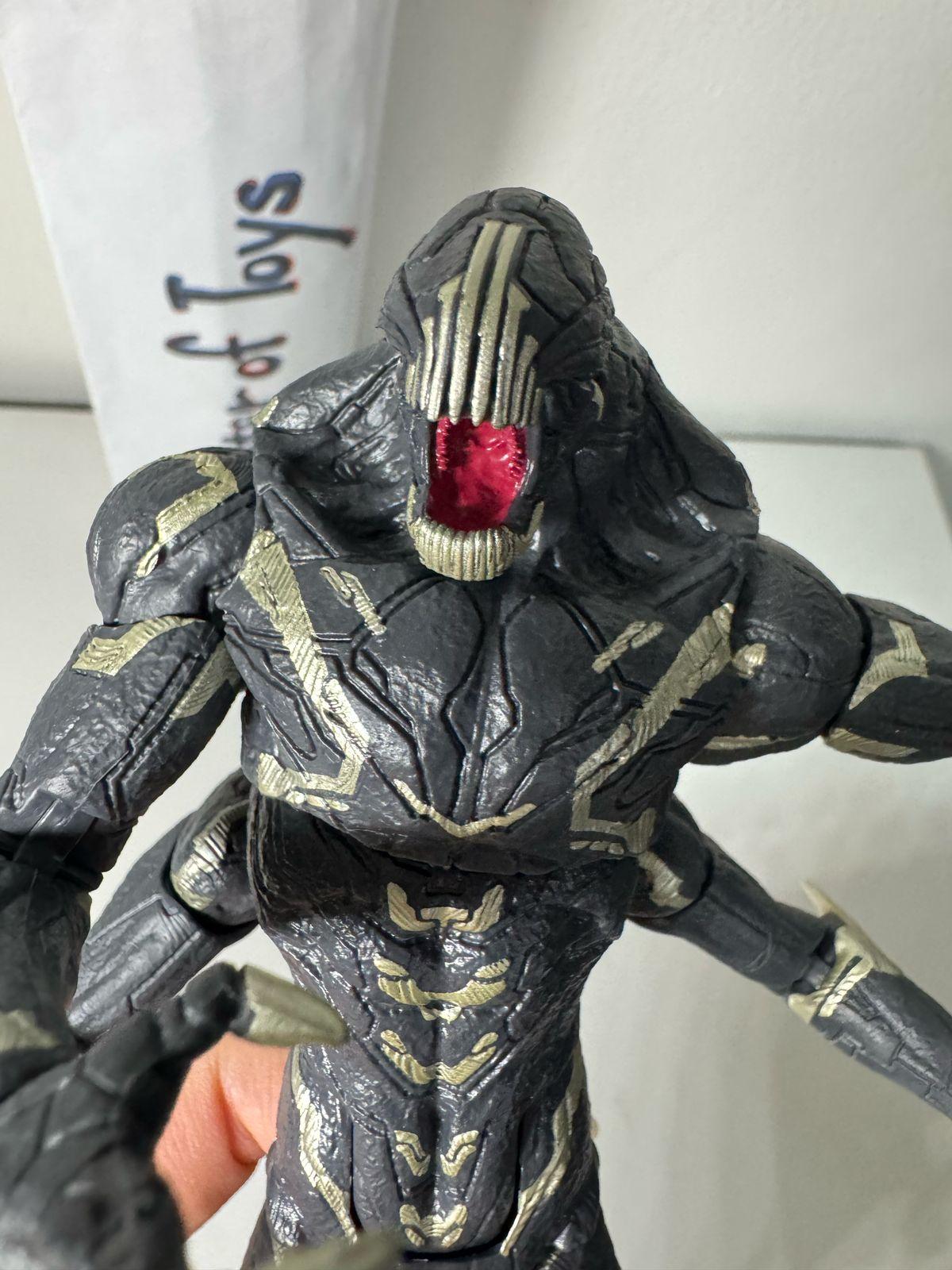 Hasbro Marvel Legends Outrider From 2 Packs No Box - Ready Stock
