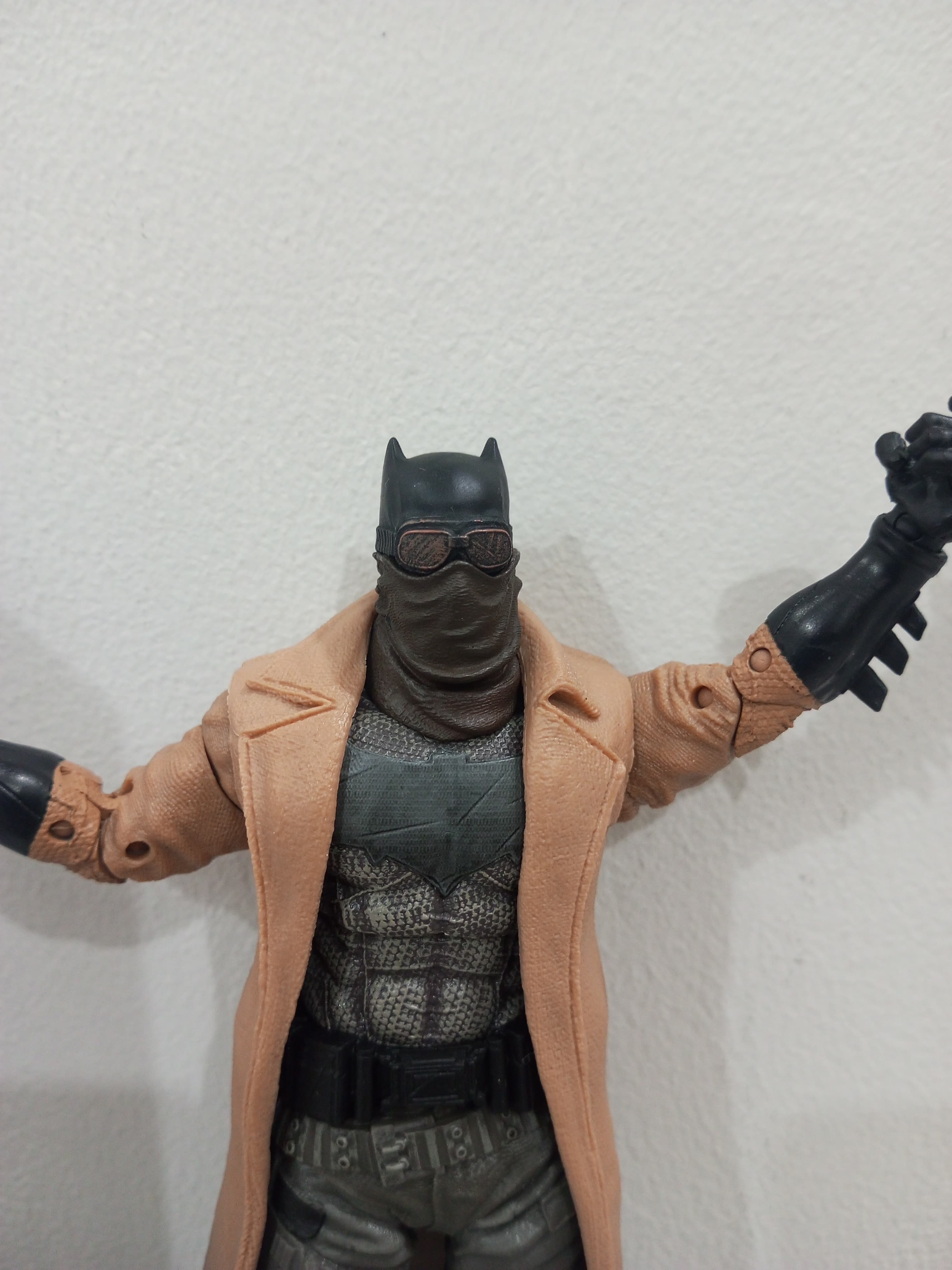 McFarlane Collector Edition DC Multiverse Batman (Knightmare) Only No Box From Batman Knightmare & Batman Armor Suit) (Batman v Superman: Dawn of Justice) - Ready Stock