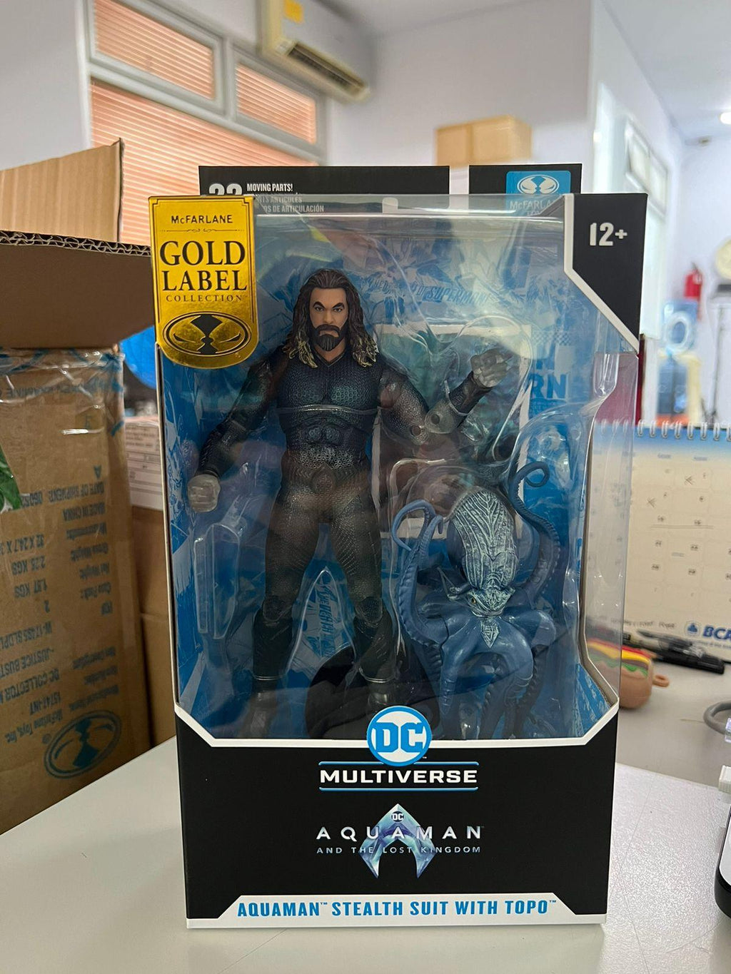 DC Multiverse Gold Label Aquaman Stealth Suit with Topo McFarlane