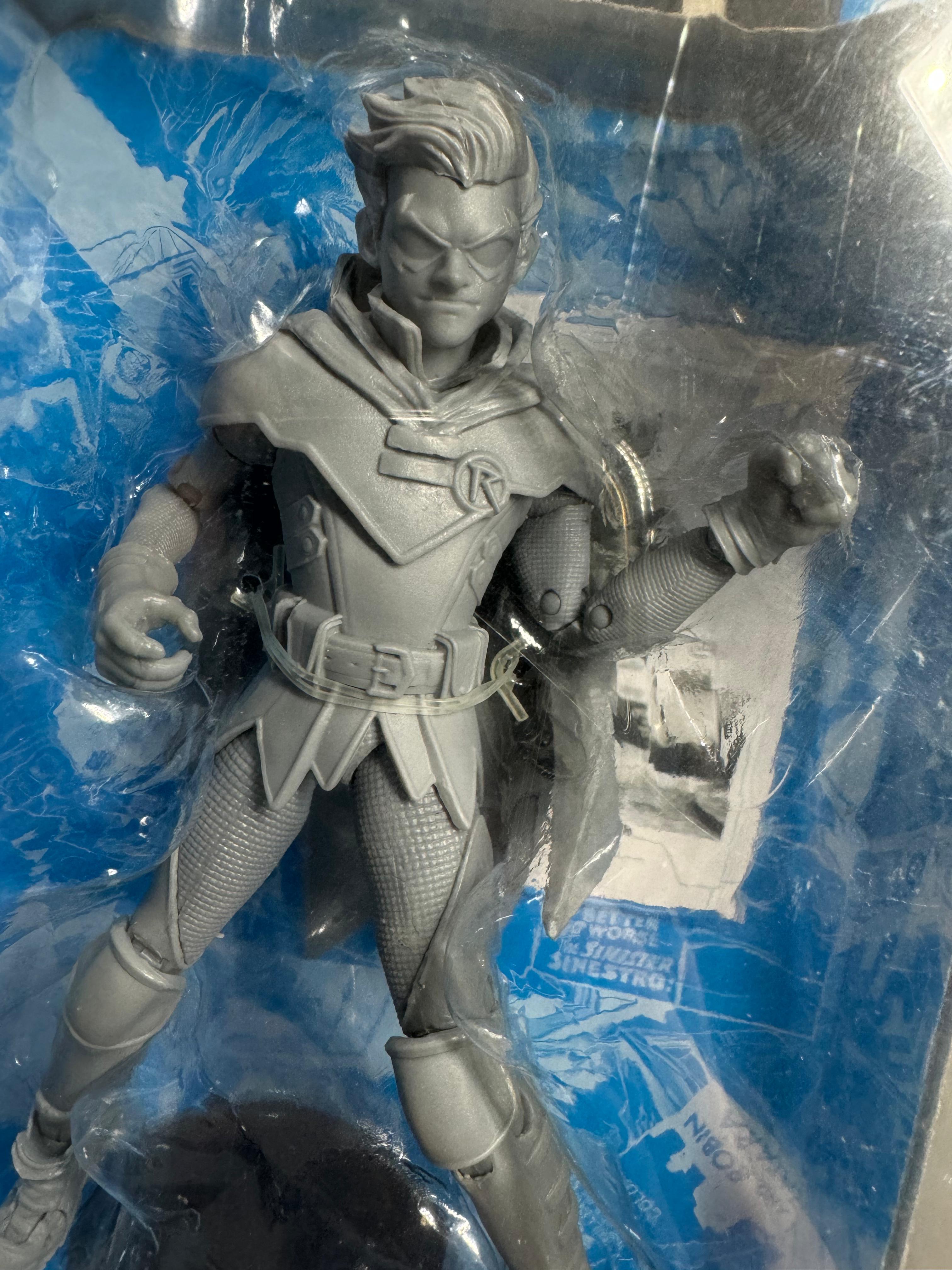 McFarlane DC Multiverse Robin (Infinite Frontier) Platinum Edition - Ready Stock